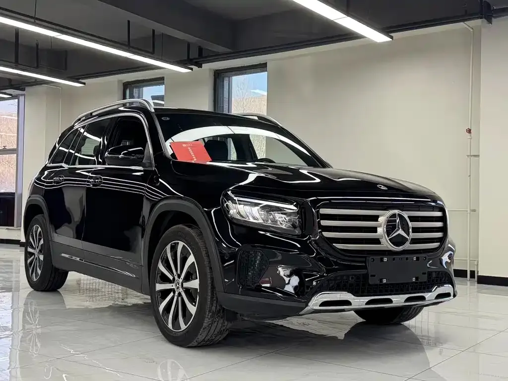 Mercedes-Benz GLB — фото 4