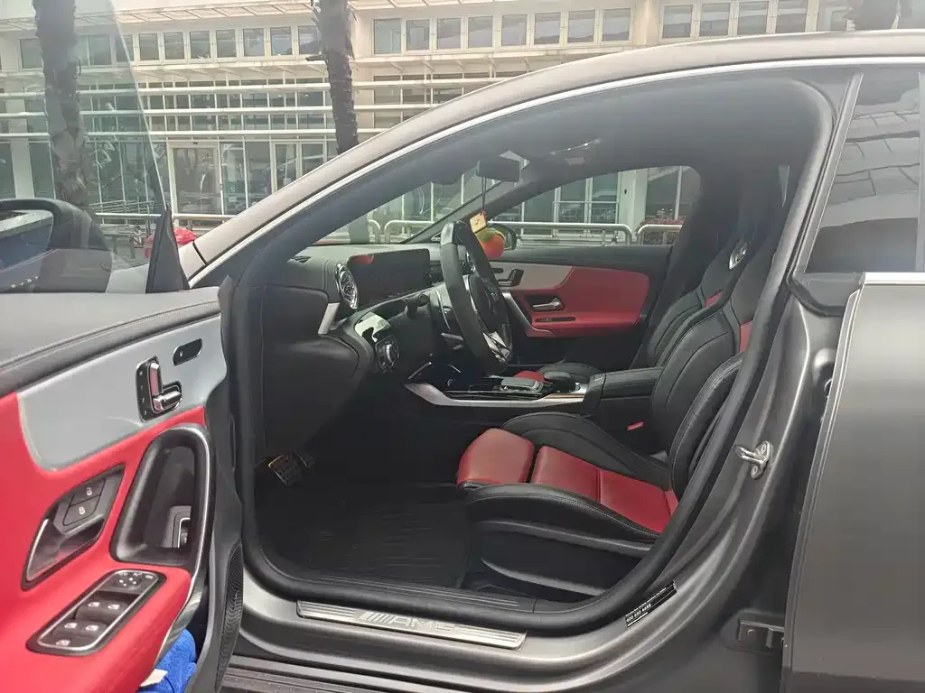 Mercedes-Benz CLA AMG — фото 4