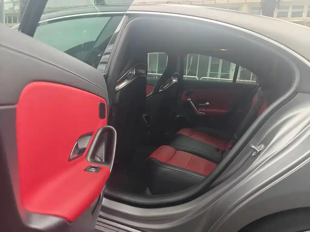 Mercedes-Benz CLA AMG — фото 3