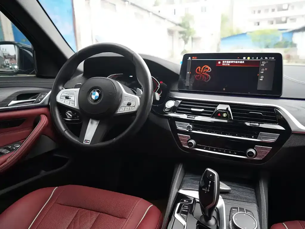 BMW 5 Series — фото 5