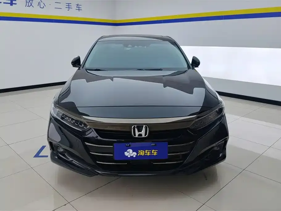 Honda Accord — фото 2