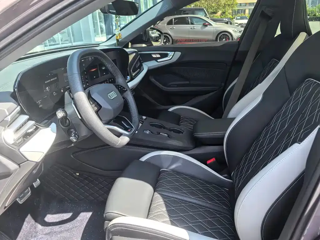 Audi A5L 2025 из CN, фото 4