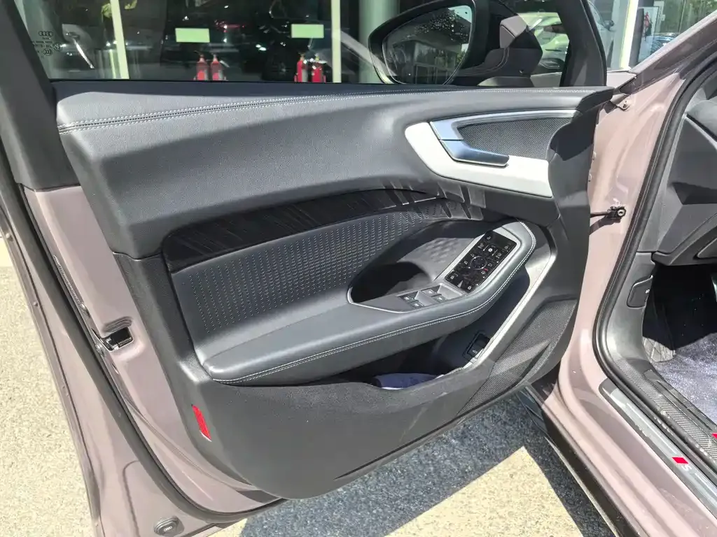 Audi A5L 2025 из CN, фото 6