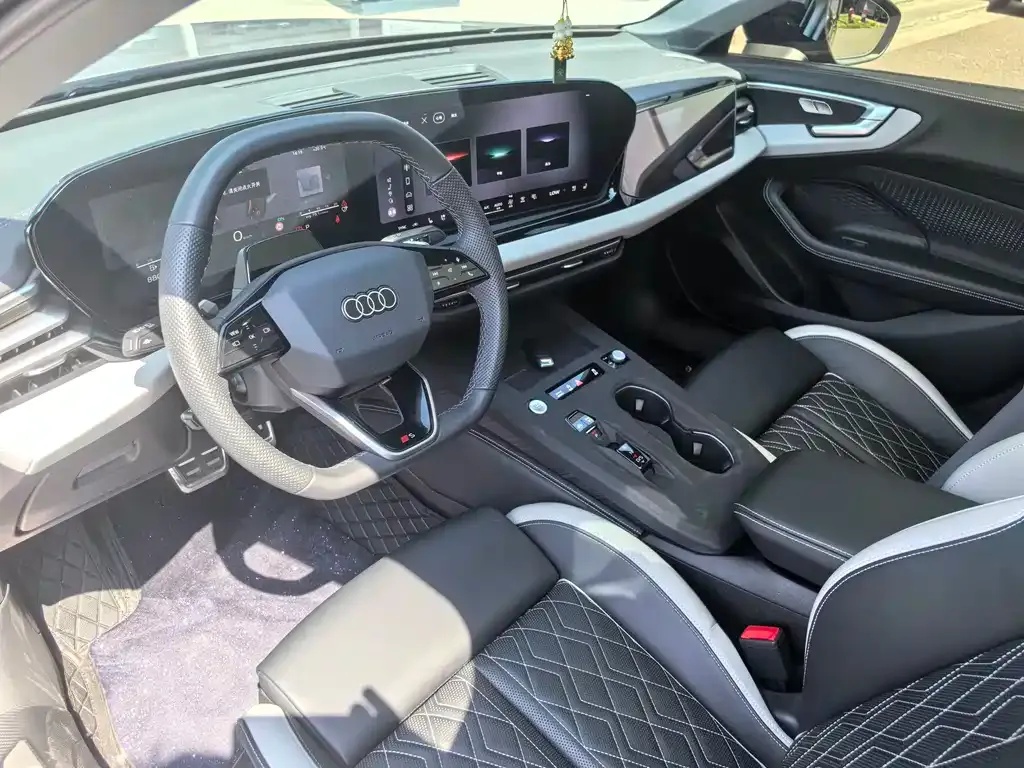 Audi A5L 2025 из CN, фото 8