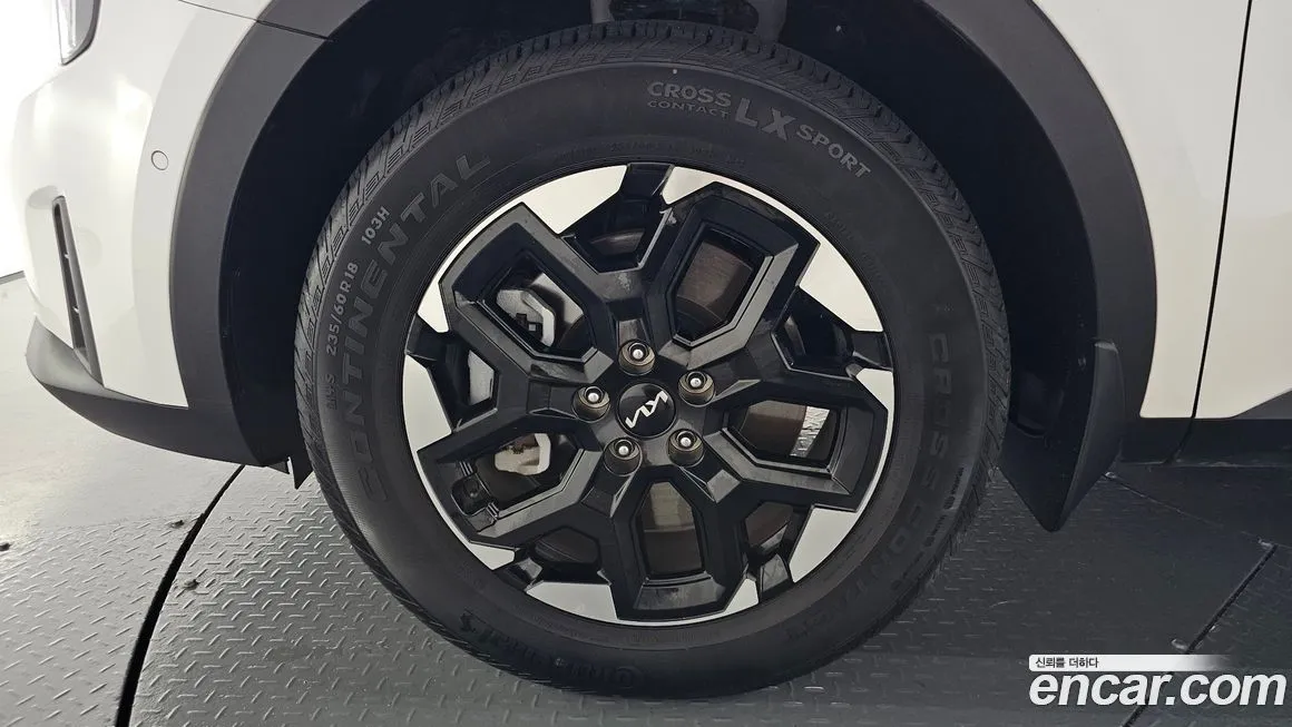 Kia Sorento — фото 8