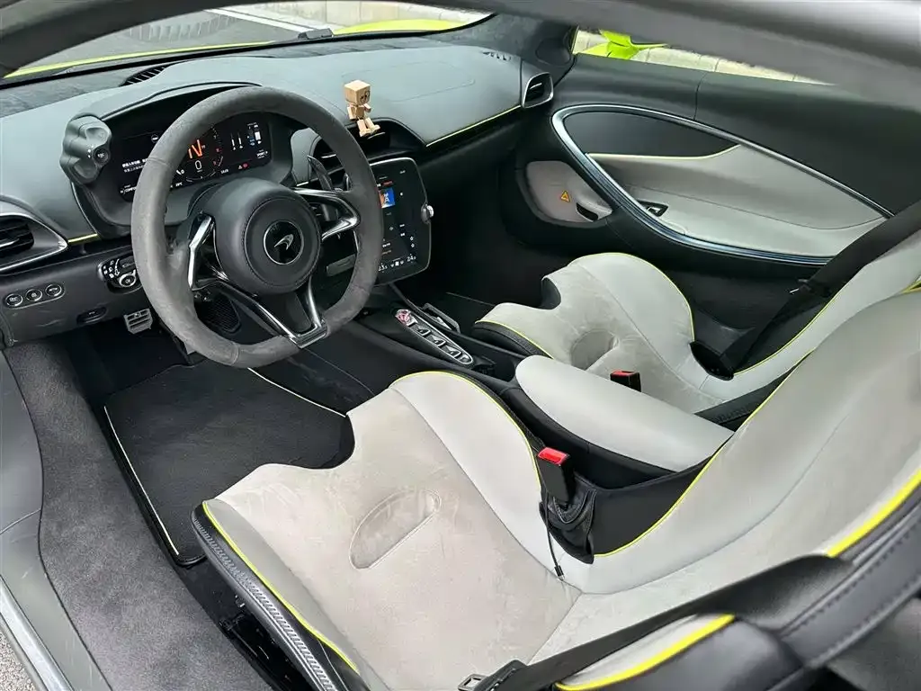 McLaren Artura 2025 из CN, фото 4