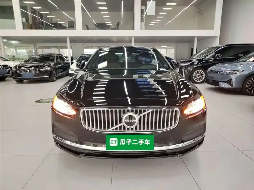 Volvo S90 2024 из CN, фото 9