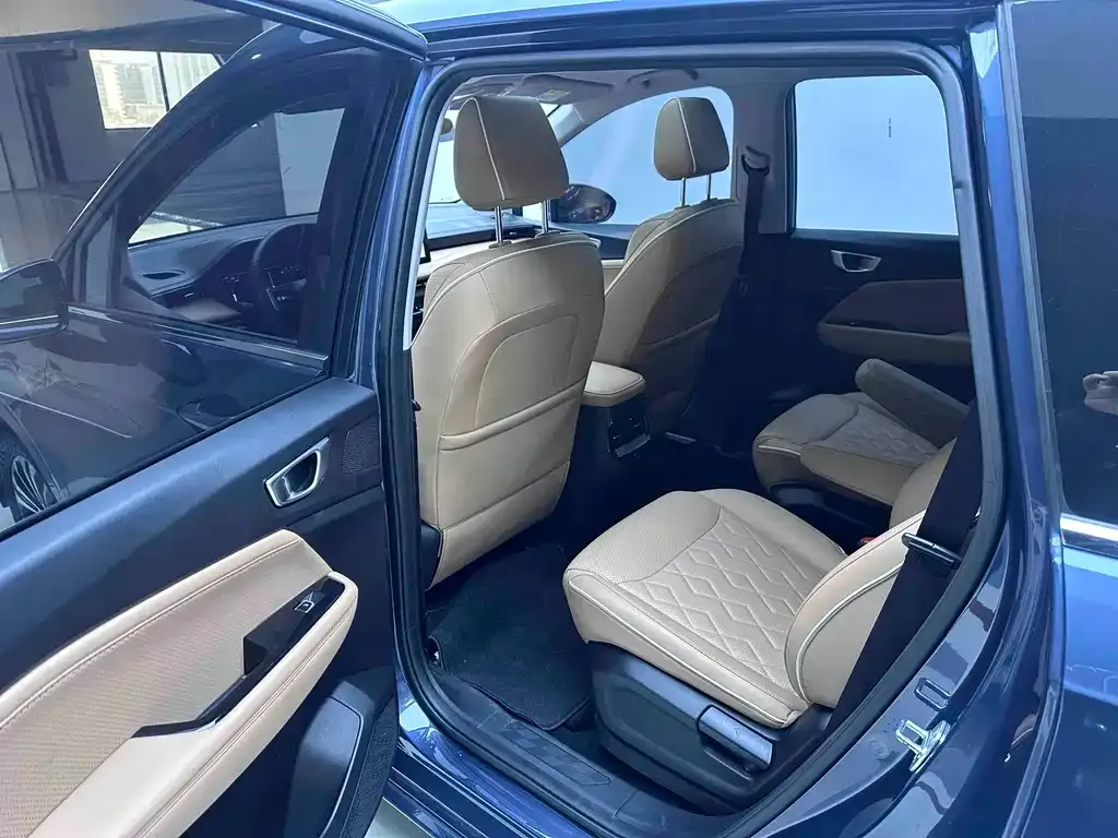 Wuling Jiachen 2022 из CN, фото 9