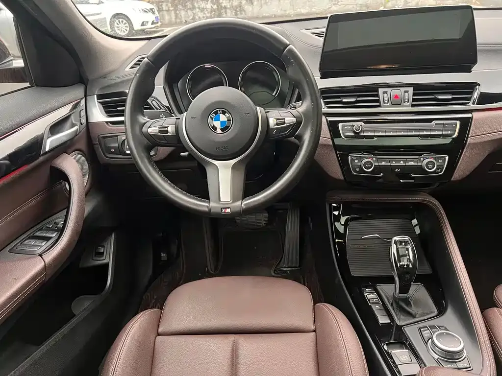 BMW X2 2021 из CN, фото 2