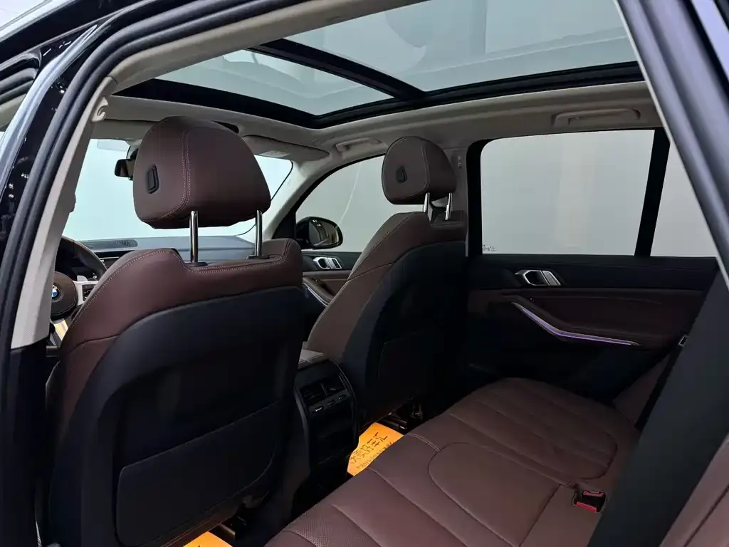 BMW X5 (Import) — фото 2