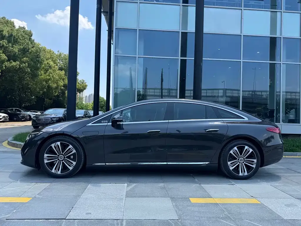 Mercedes-Benz EQS 2024 из CN, фото 10