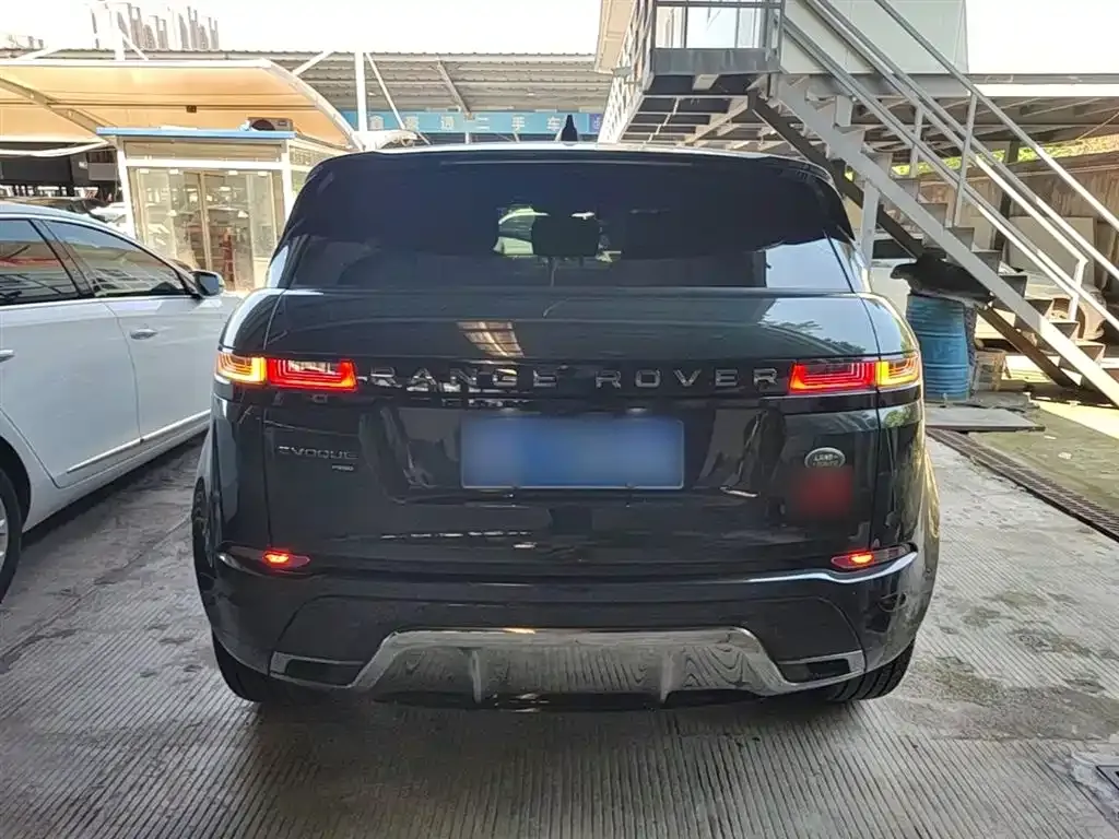 Land Rover Evoque — фото 7