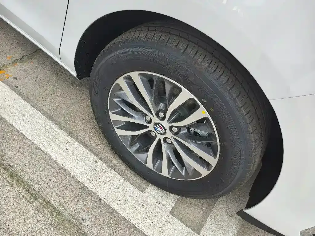 Buick GL8 2026 из CN, фото 9