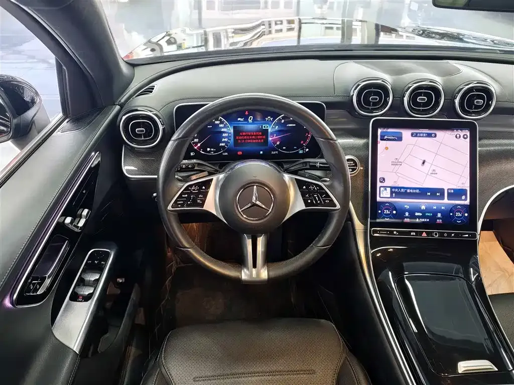 Mercedes-Benz GLC — фото 10