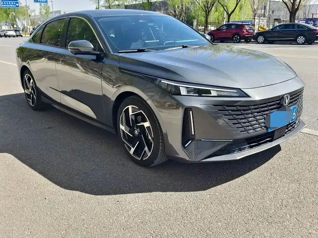 Changan Yida 2023 из CN, фото 7