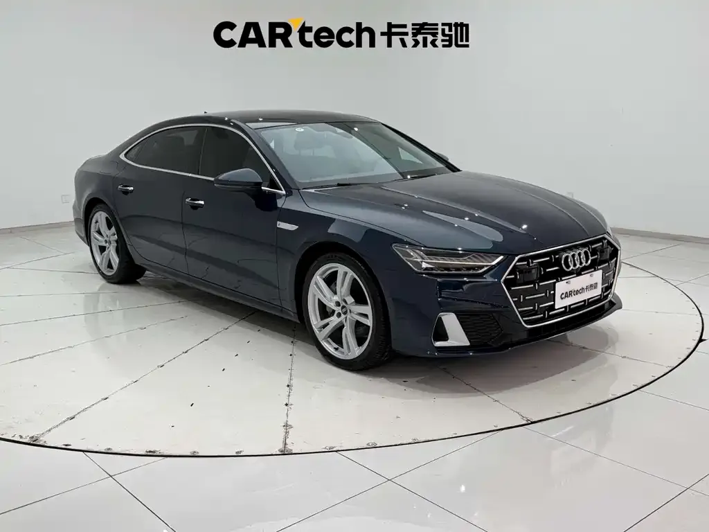 Audi A7L — фото 2