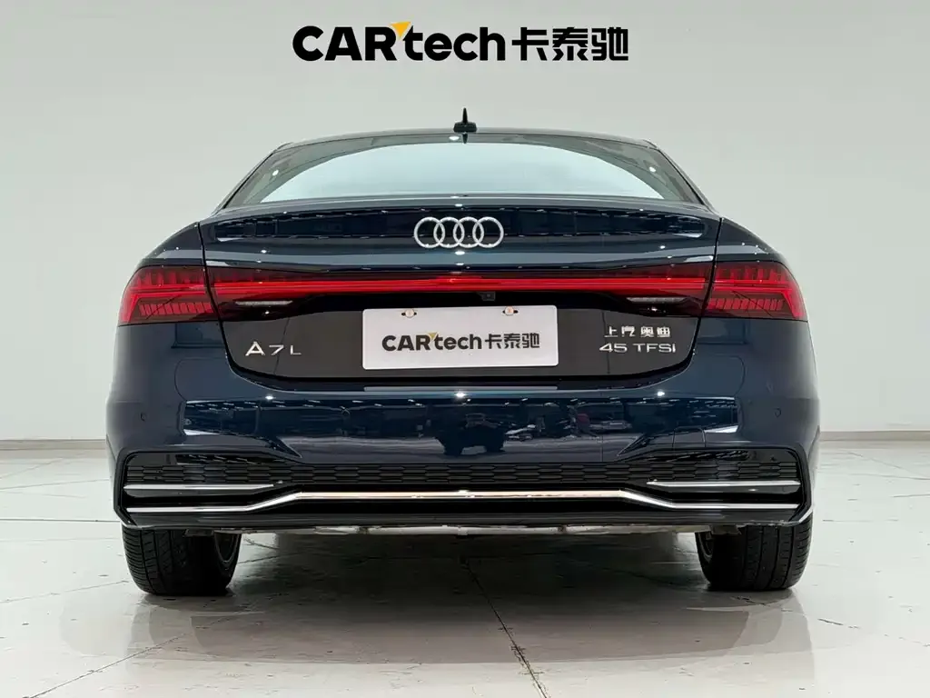 Audi A7L — фото 3