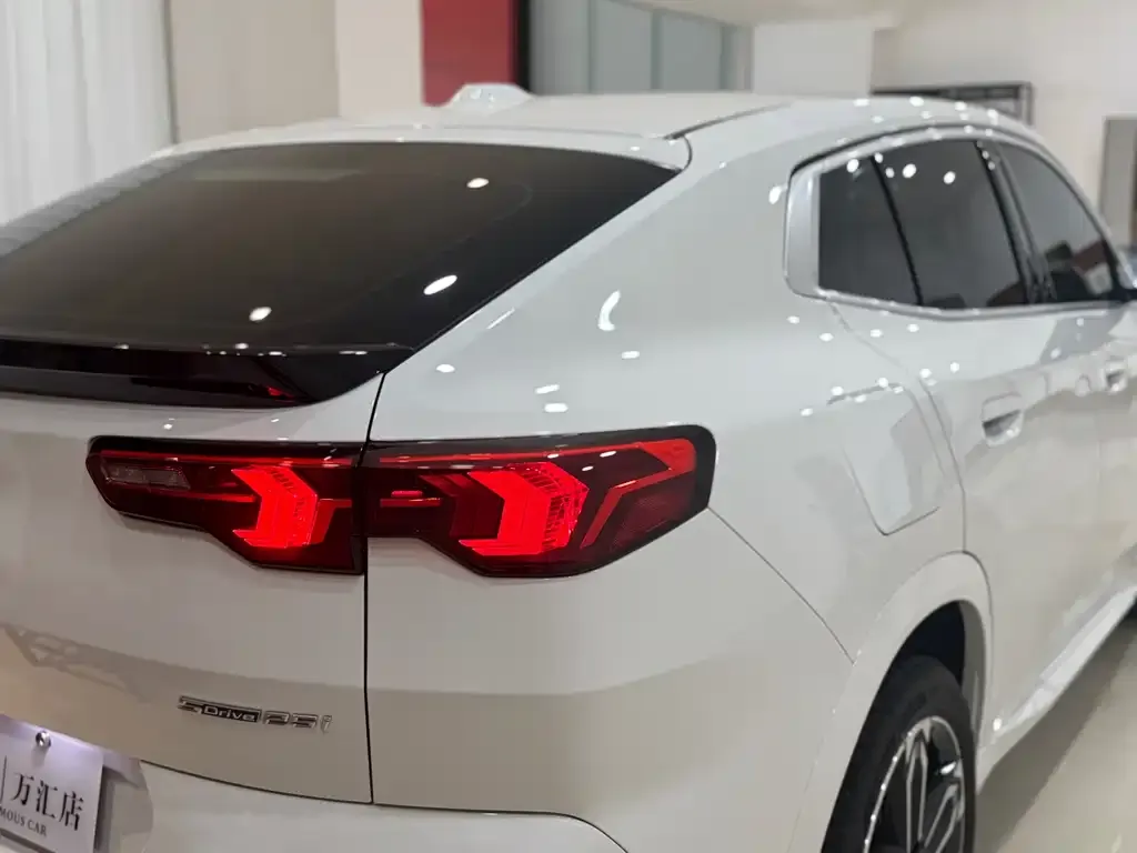 BMW X2 (Import) — фото 2