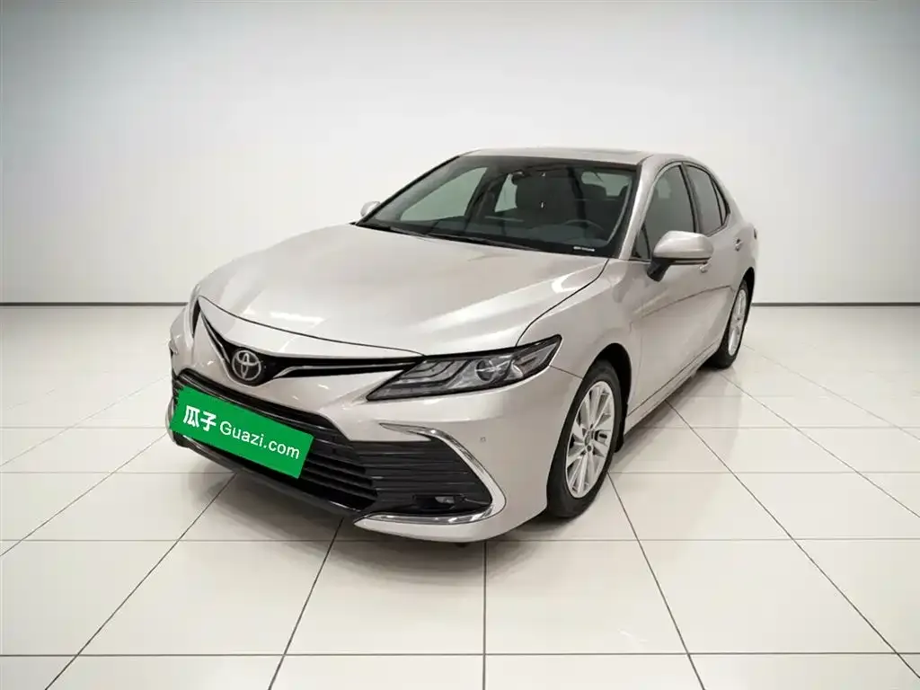 Toyota Camry 2022 из CN, фото 1