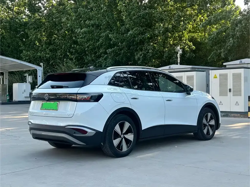 Volkswagen ID.4 X 2024 из CN, фото 8