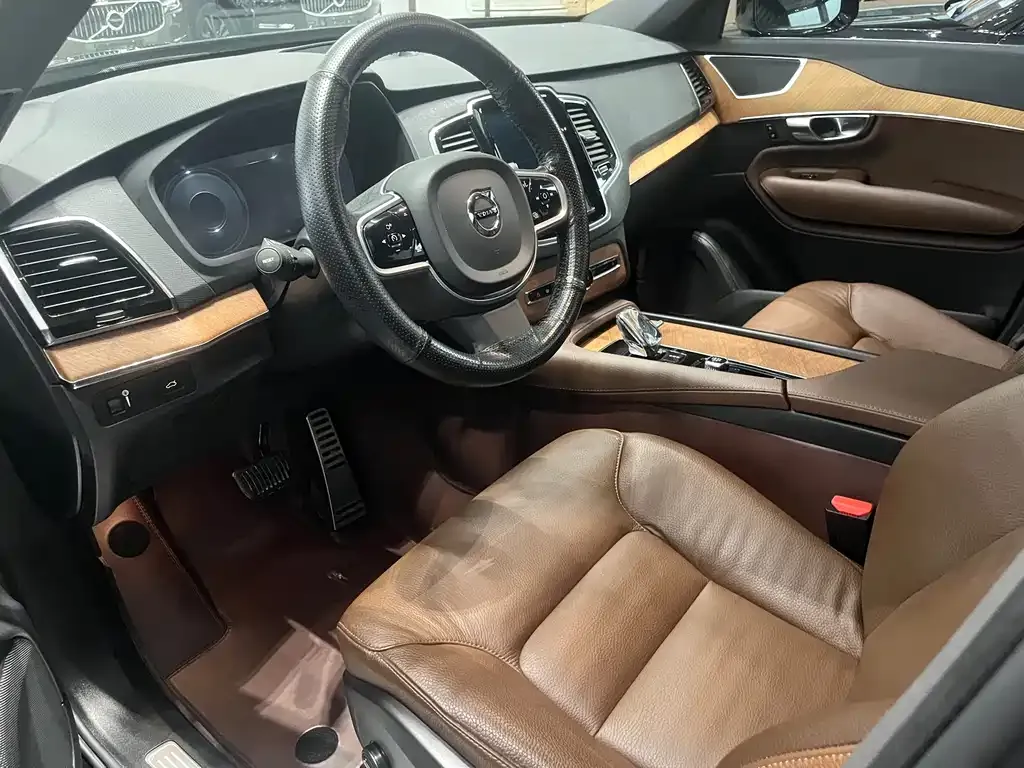 Volvo XC90 2021 из CN, фото 7