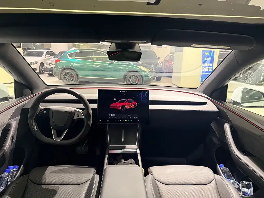 Tesla Model Y L 2025 из CN, фото 6