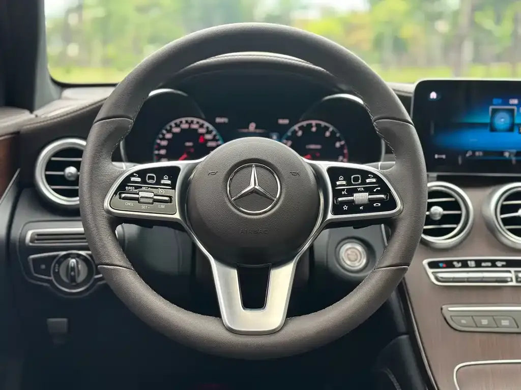 Mercedes-Benz GLC — фото 2