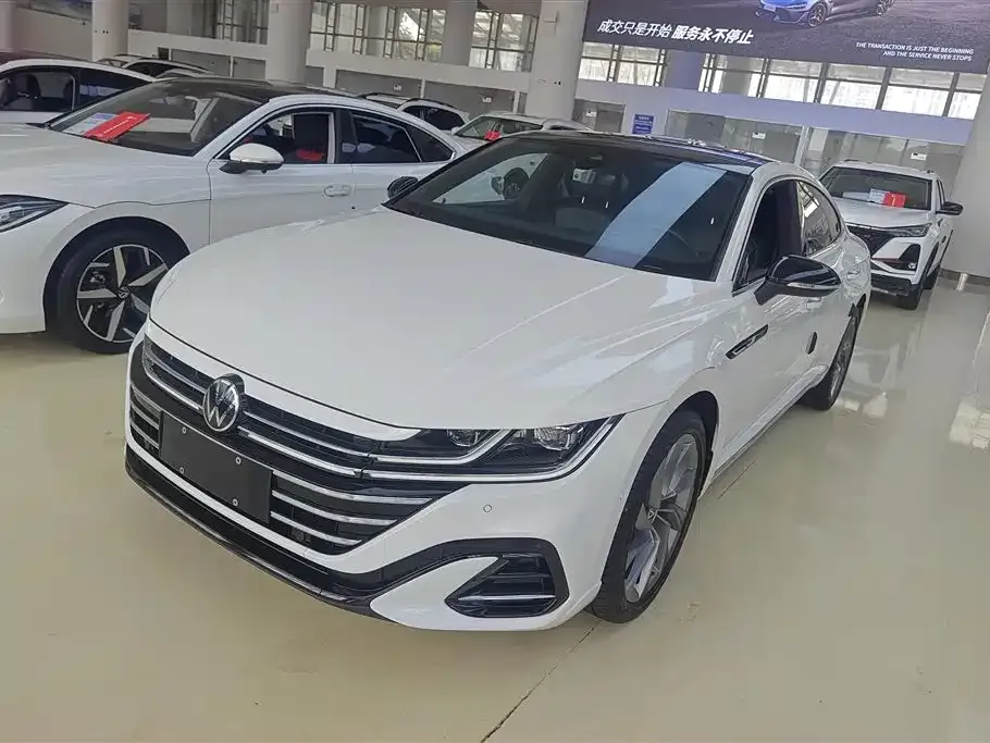 Volkswagen CC 2024 из CN, фото 1