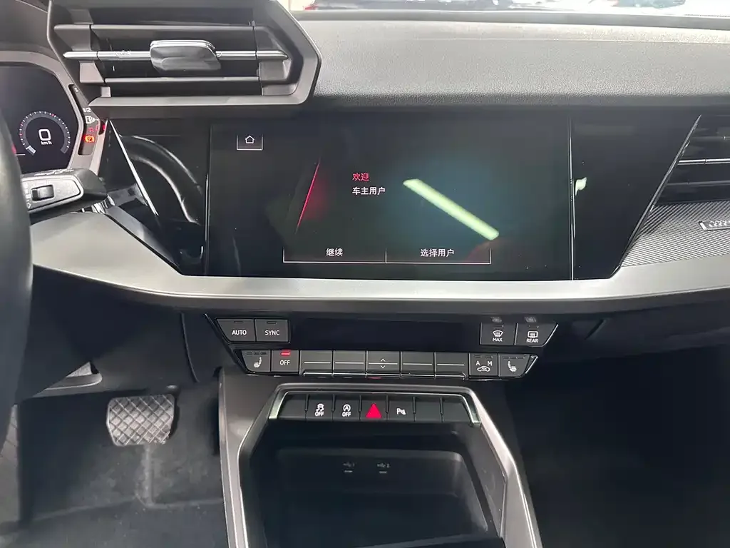 Audi A3 2023 из CN, фото 6