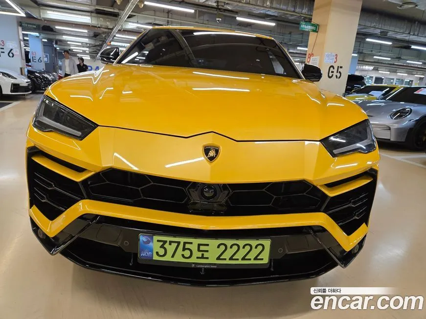 Lamborghini Urus 2022 из KR, фото 2