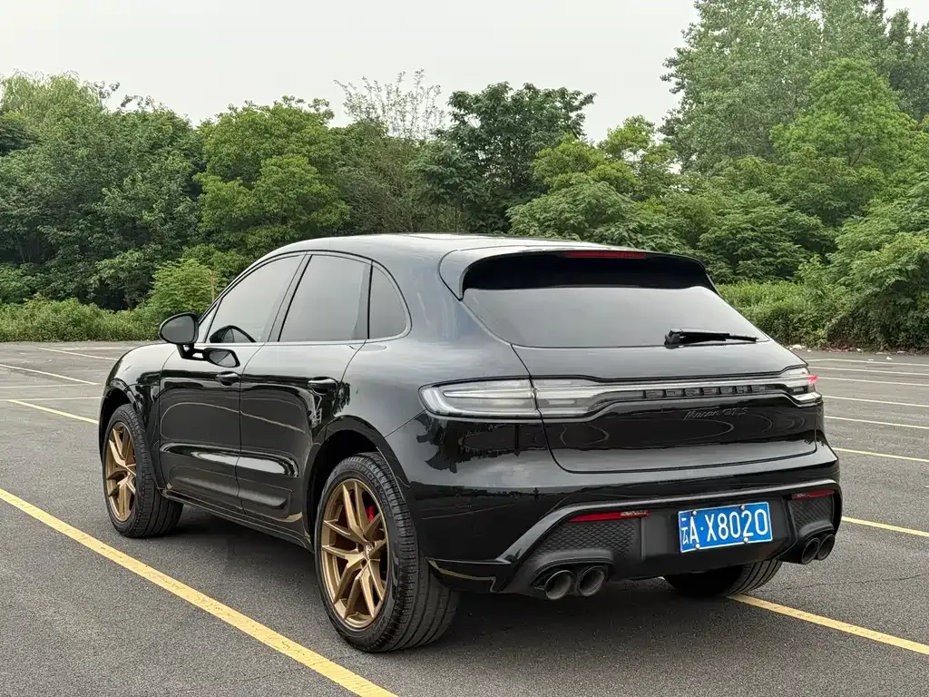 Porsche Macan — фото 10