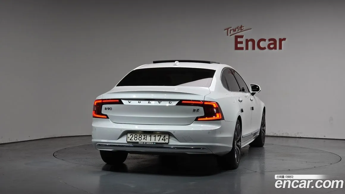 Volvo S90 2021 из KR, фото 4