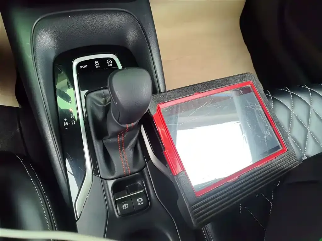 Toyota Corolla 2021 из CN, фото 9