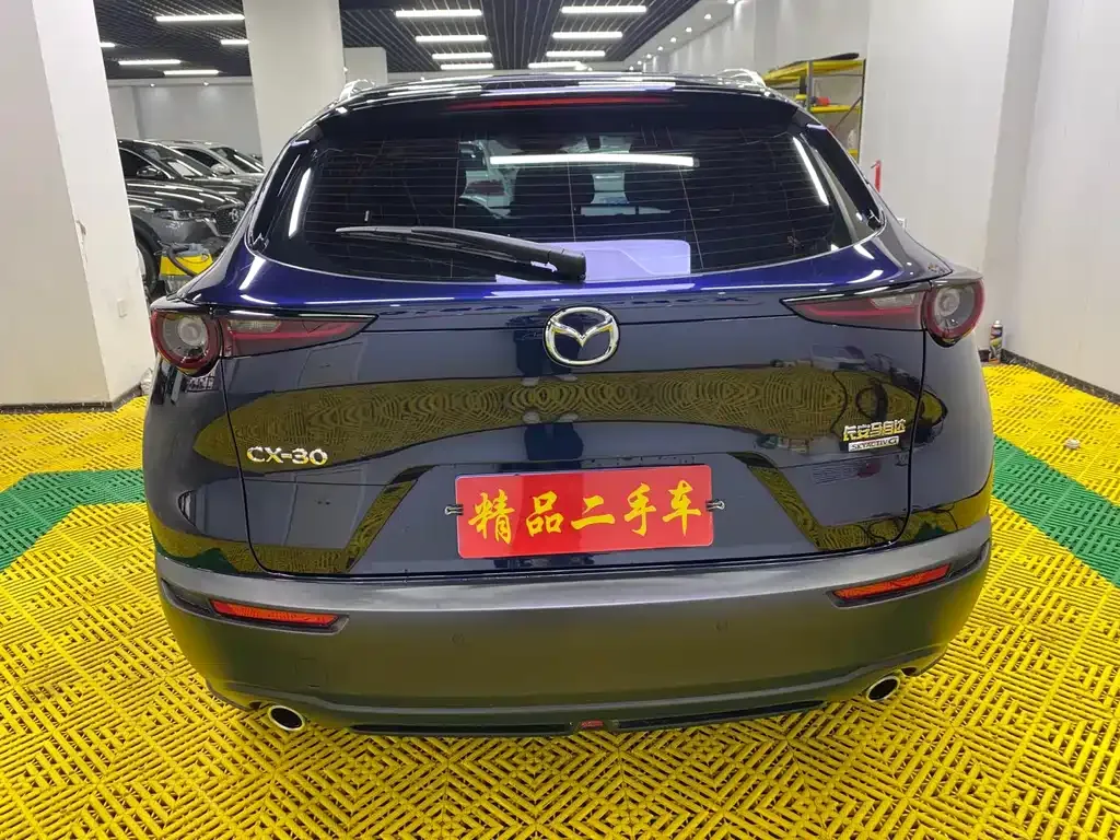 Mazda CX-30 — фото 10