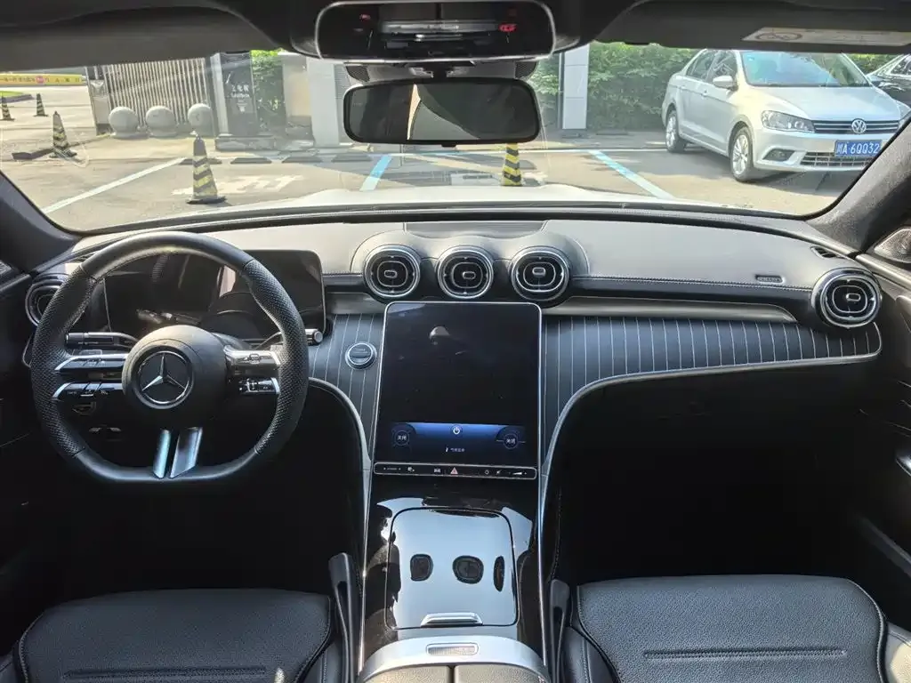 Mercedes-Benz C-Class 2024 из CN, фото 2