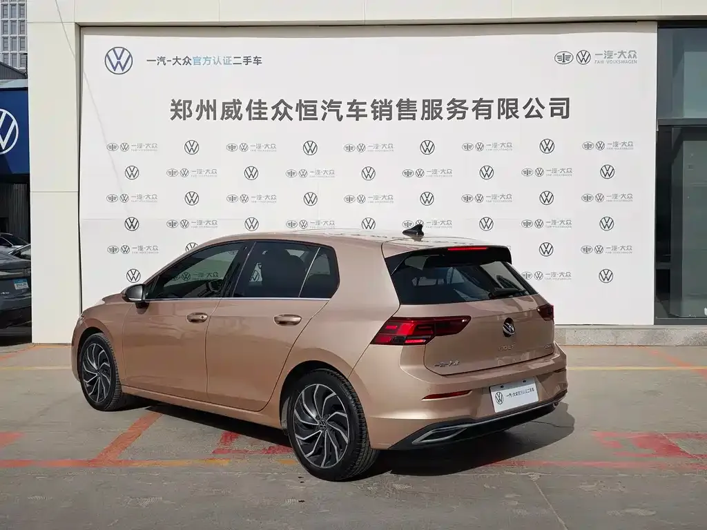 Volkswagen Golf 2021 из CN, фото 4
