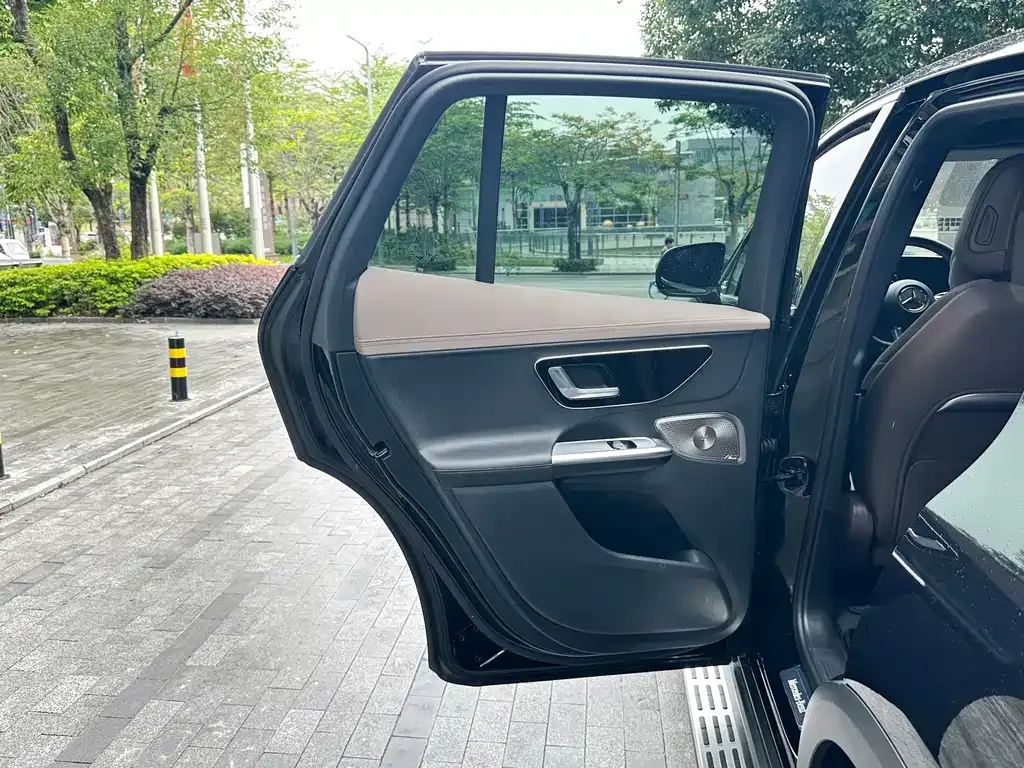 Mercedes-Benz EQE SUV 2025 из CN, фото 3