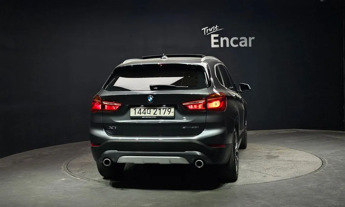 BMW X1 2022 из KR, фото 2
