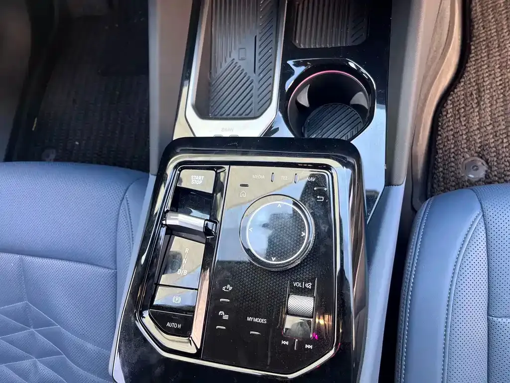 BMW i5 2024 из CN, фото 6