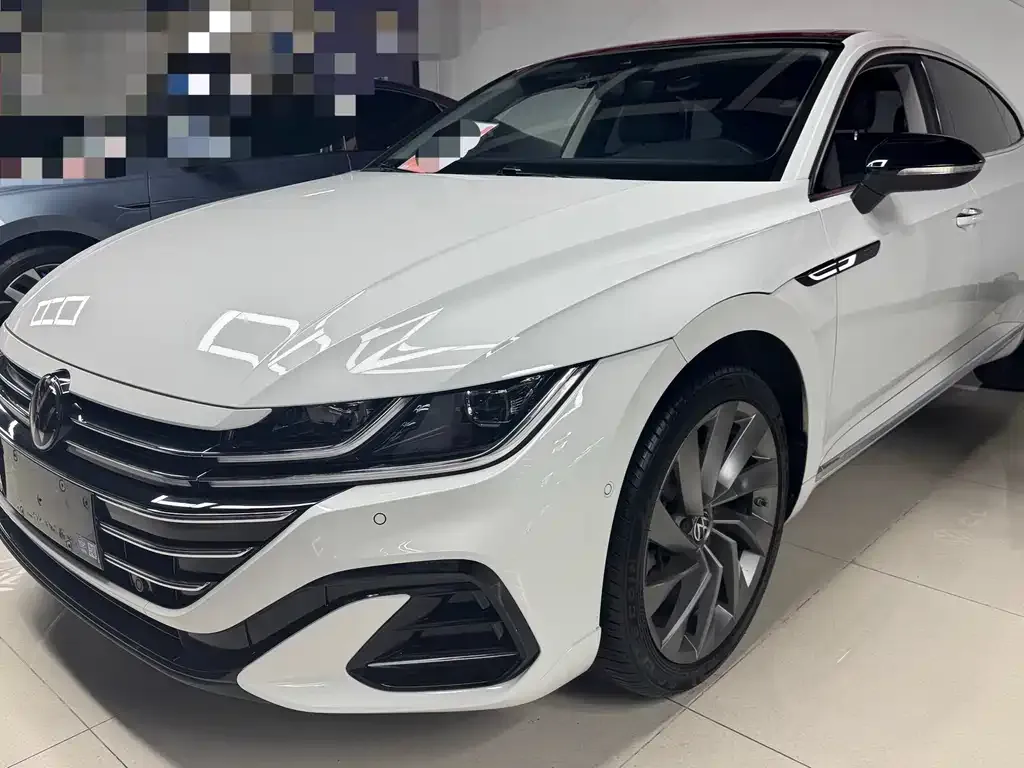 Volkswagen CC 2023 из CN, фото 1