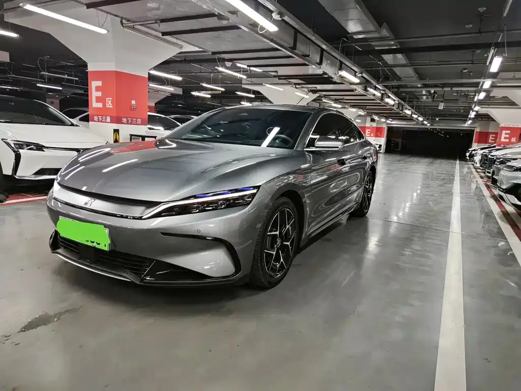 BYD Han — фото 1