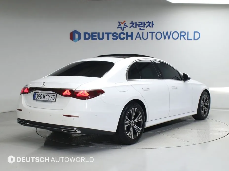 Mercedes-Benz E-Class 2024 из KR, фото 7