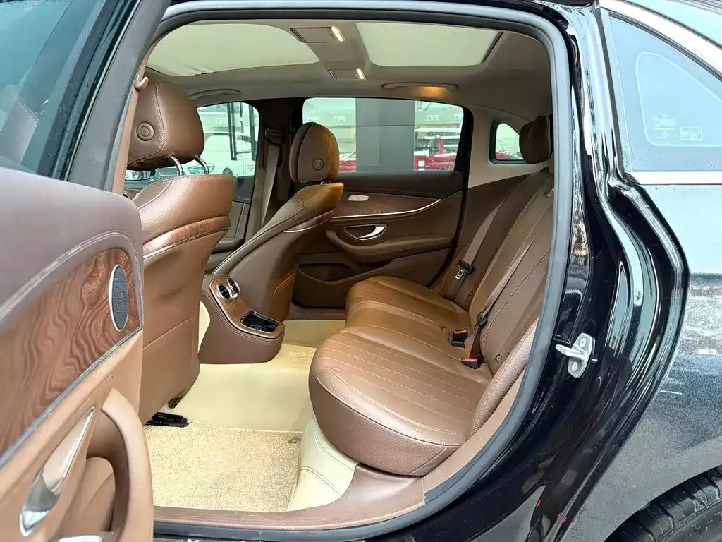 Mercedes-Benz E-Class New Energy 2022 из CN, фото 5