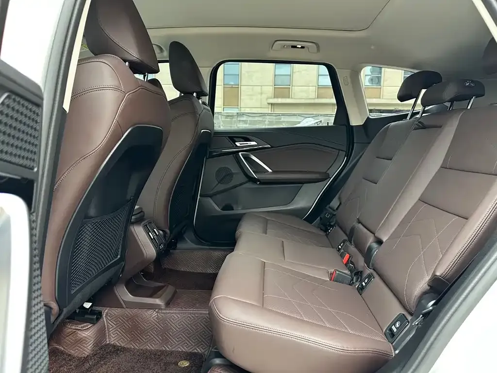 BMW X1 2023 из CN, фото 4