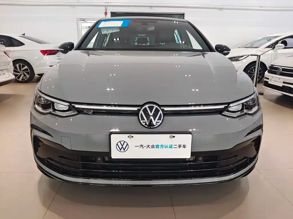 Volkswagen Golf 2023 из CN, фото 9
