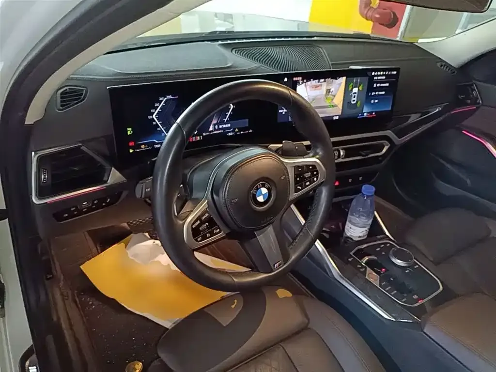 BMW 3 Series 2023 из CN, фото 10