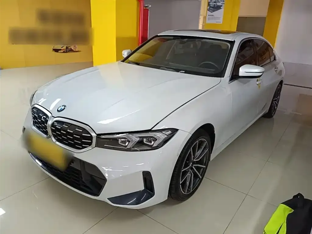 BMW 3 Series 2023 из CN, фото 3