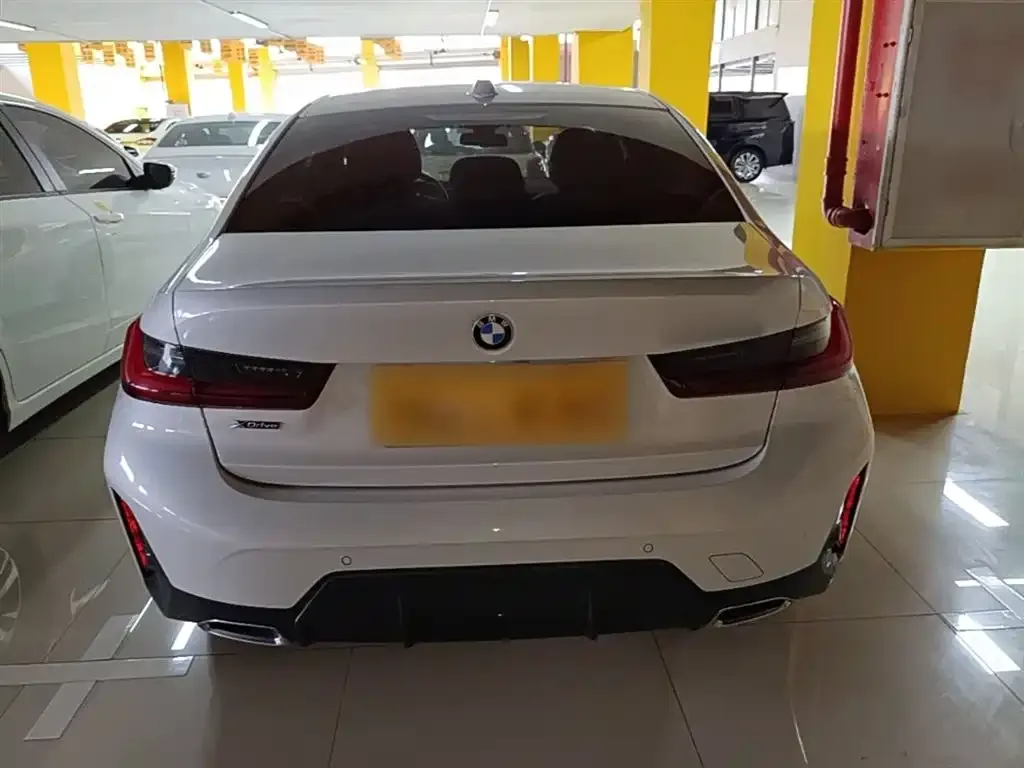 BMW 3 Series 2023 из CN, фото 7