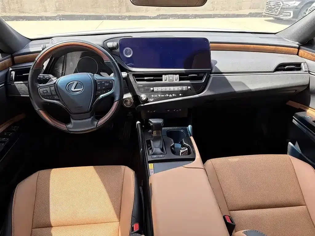Lexus ES 2023 из CN, фото 10