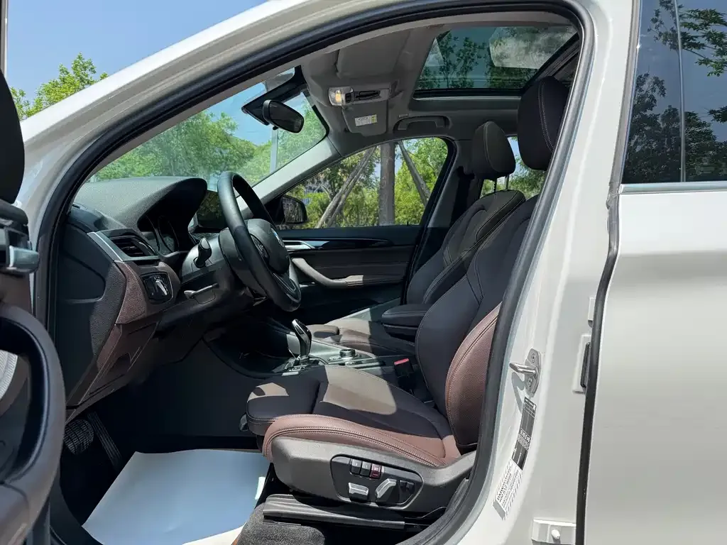 BMW X1 2022 из CN, фото 4